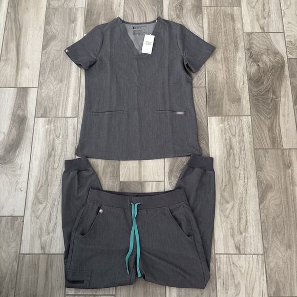 Figs Scrubs Set Size Small/Small Petite Casma Top Zamora Jogger Pants Gray - Picture 1 of 8